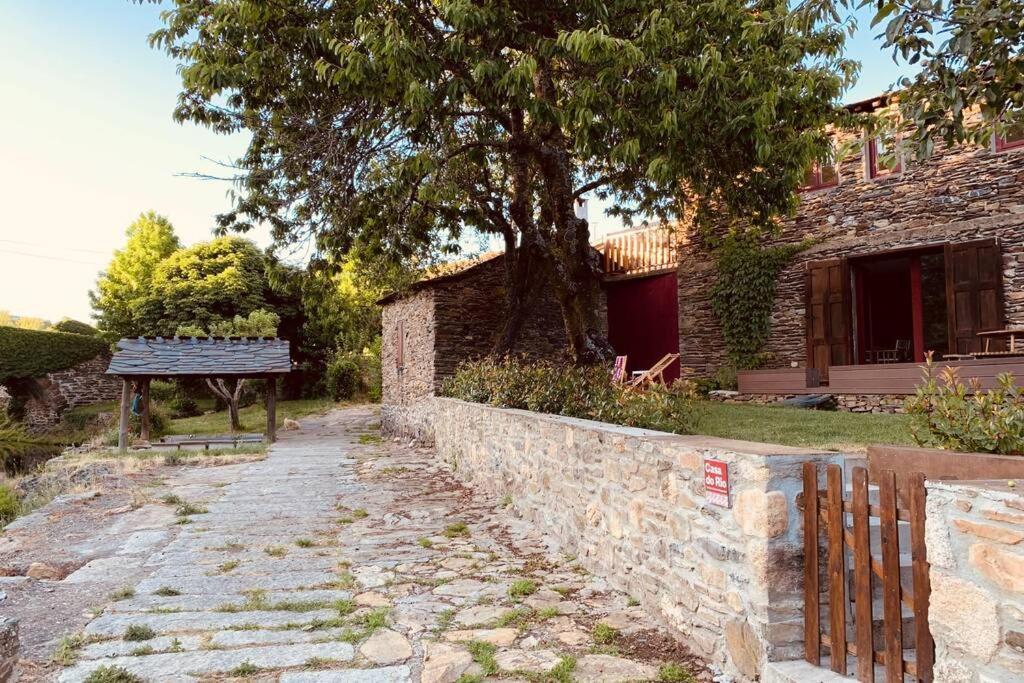 Casa Do Rio. Sossego A Beira Rio. Villa Aveleda e Aveleda e Rio de Onor Dış mekan fotoğraf